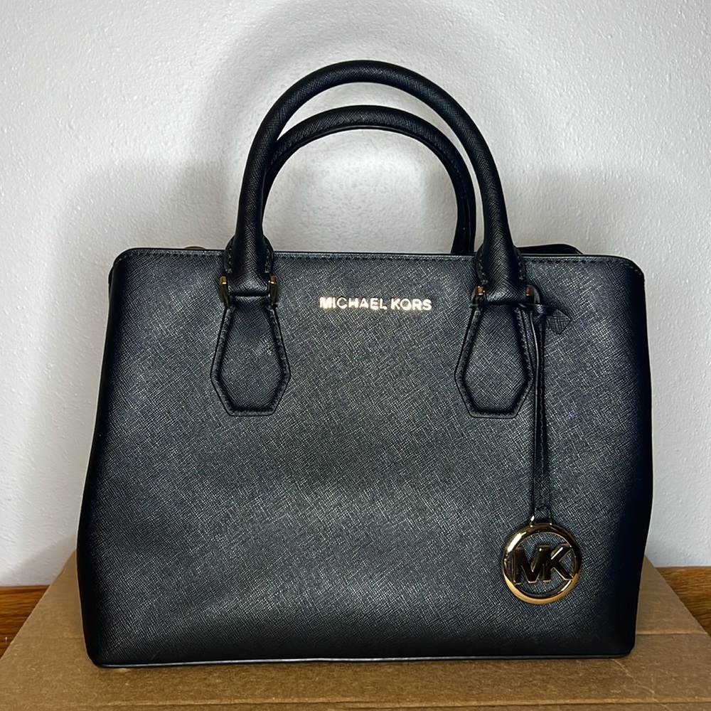 Gently used purse!